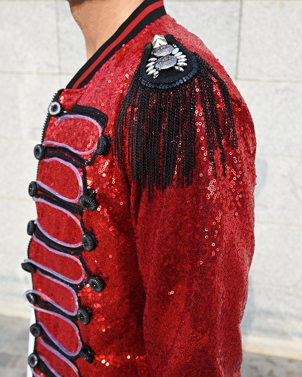 LED_Jacket_Red_Detail2 LED_Jacket_Red_Detail2