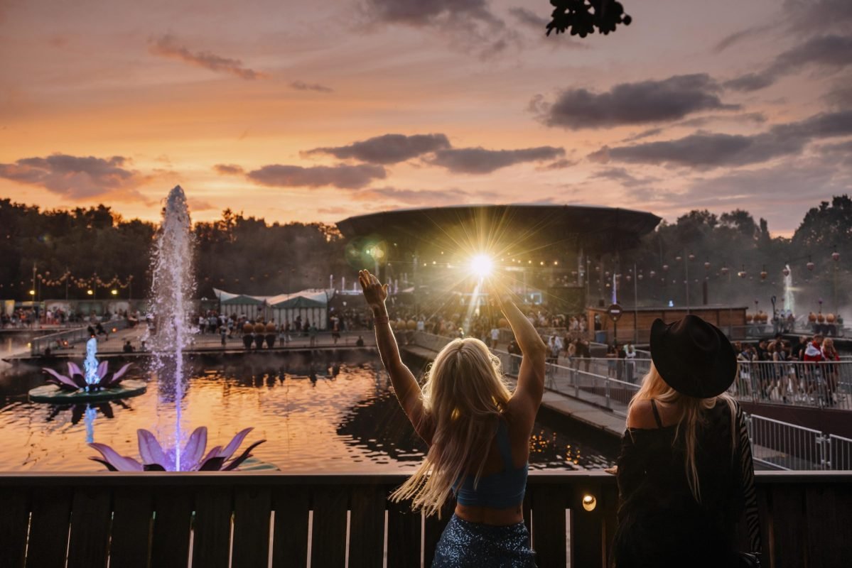 Tomorrowland 14 | BYND Wear