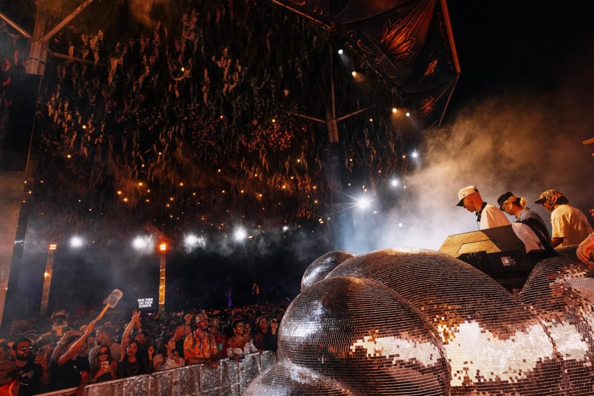 Tomorrowland 3 | BYND Wear