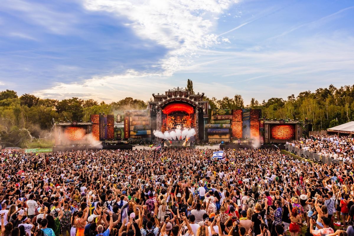 Tomorrowland 5 | BYND Wear